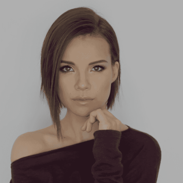 Beauty Gurus You Need To Watch On YouTube