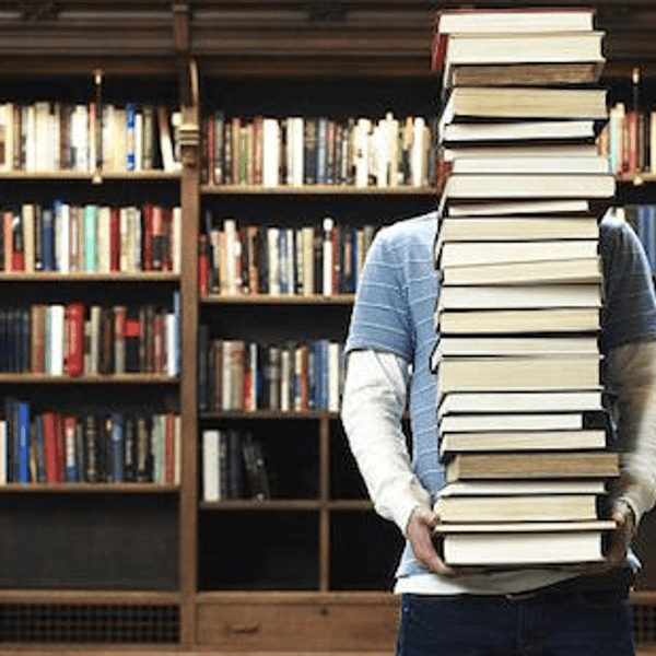 4 Reasons Why I'm Proud To Be A Bookworm