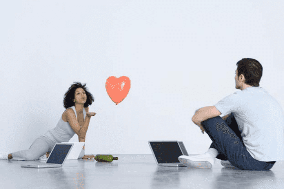 Traditional Dating Vs. Online Dating