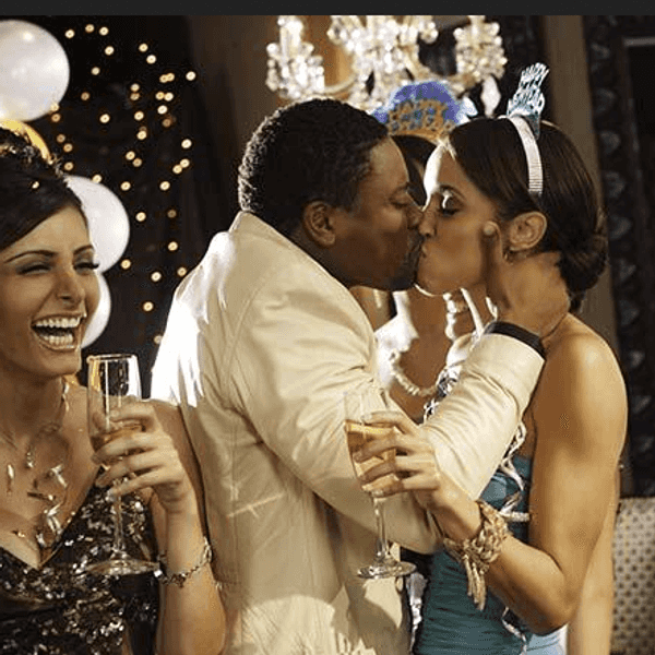 Five Reasons Why It's Good To Be Single On New Years