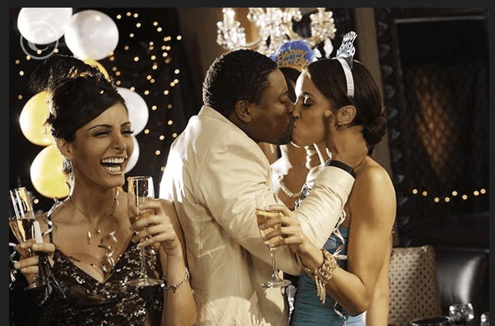 Five Reasons Why It's Good To Be Single On New Years