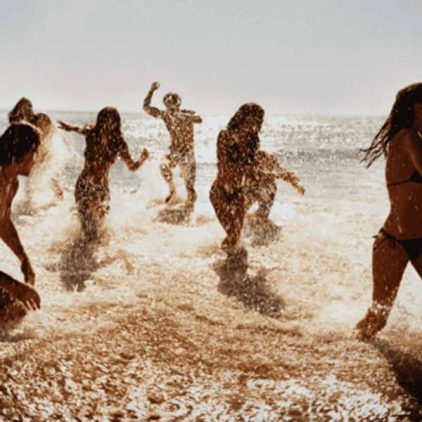 10 Reasons Why Summer Is The Worst (As Told By A Tragically Pale Girl)