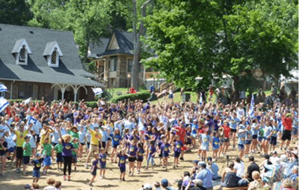 Why Going Back to Camp Is The Best Way To Spend Your Summer
