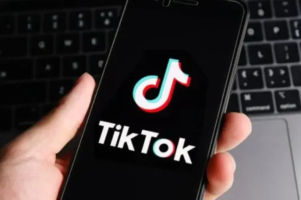 Taking Your Twitch Highlights to TikTok: A Comprehensive Guide
