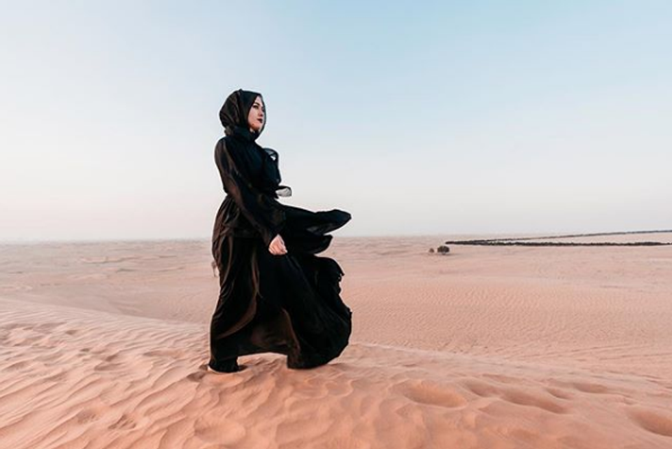 Instagram/@themodestonline