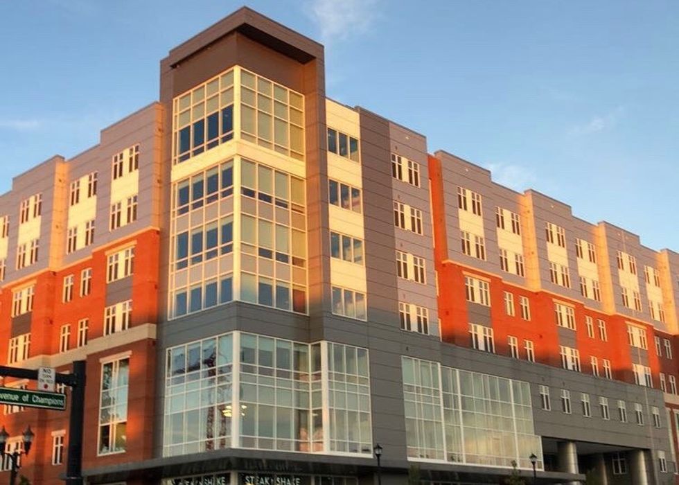 An Honest Note To Incoming Freshmen: It's Okay To Be Lonely