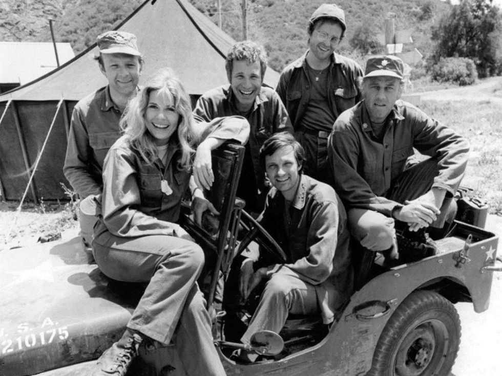 M.A.S.H cast photo