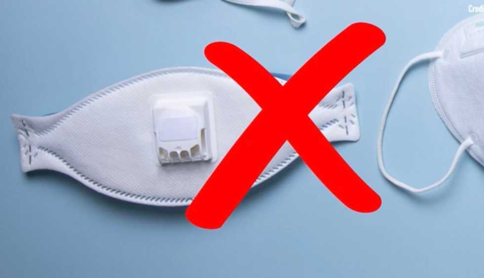 mask with exhalation valve