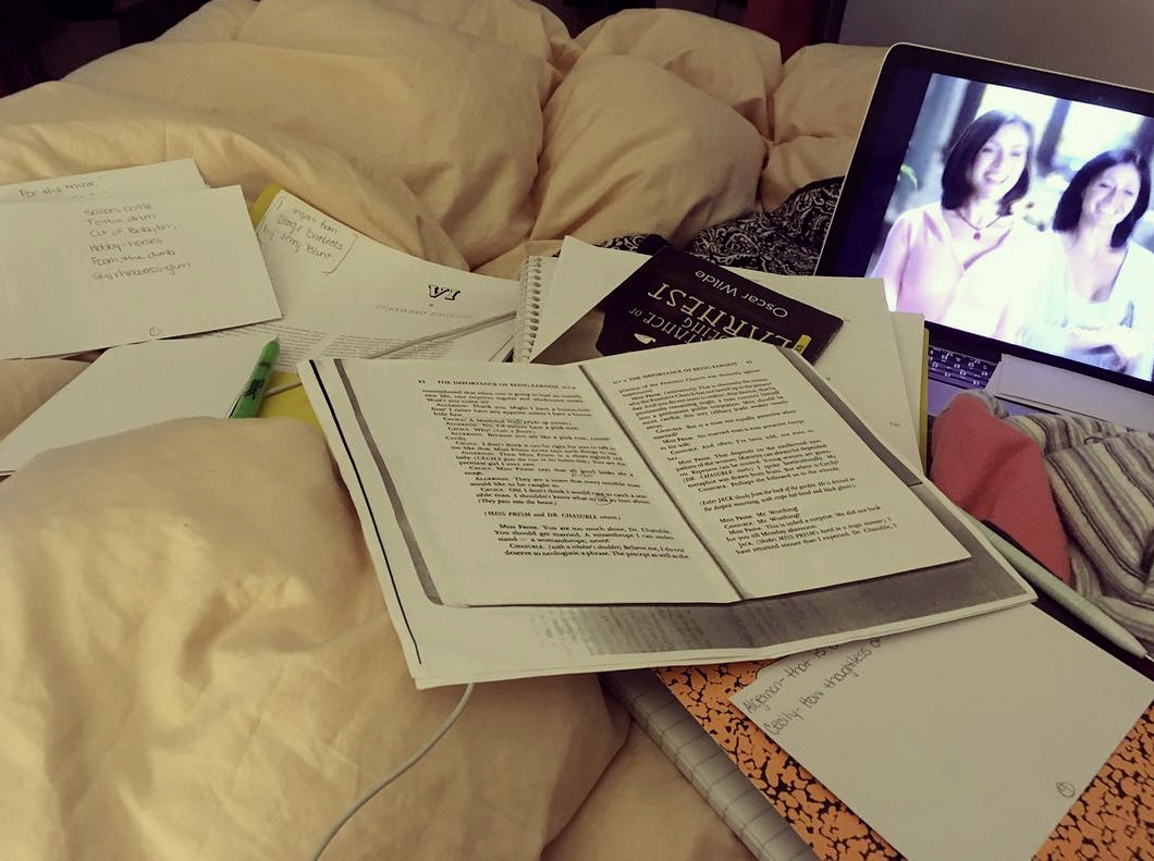 Messy bed with acting scenes 