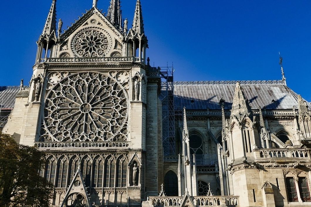 Notre Dame, Blue Sky