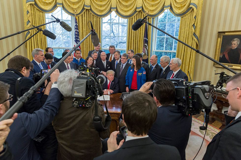 Official White House Photo by Benjamin Applebaum