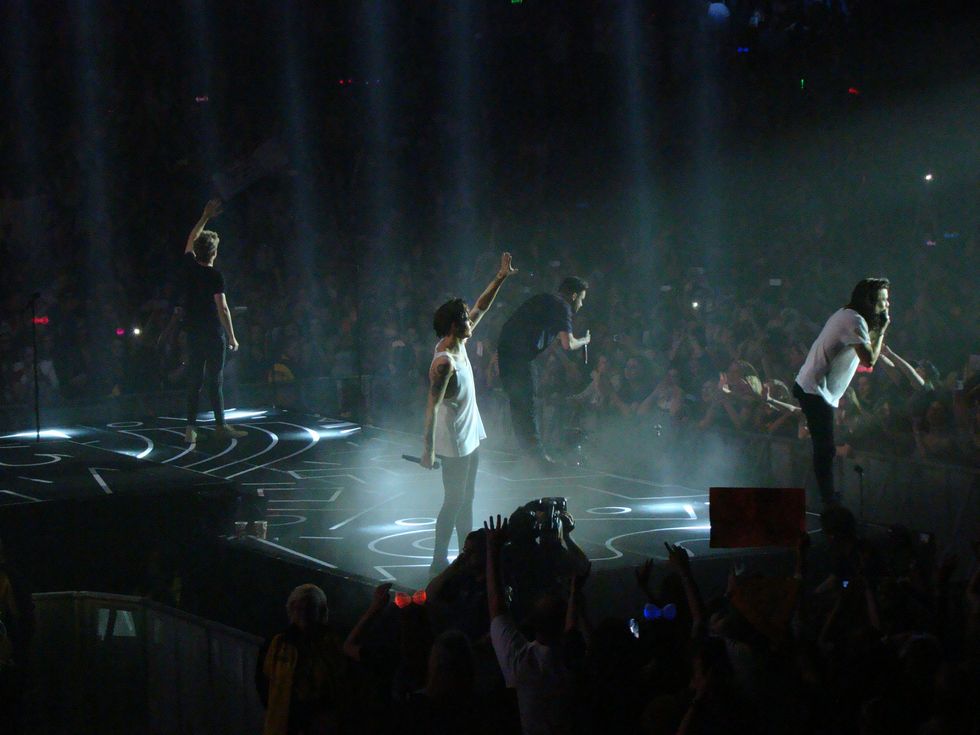Old-school gramophone on a table