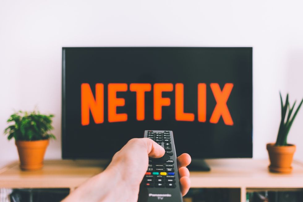 Rating Popular Shows: Netflix Edition