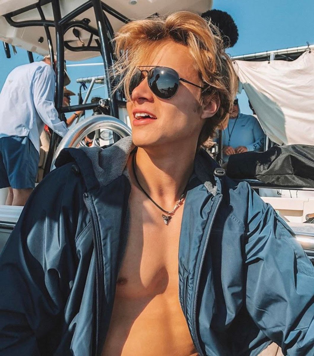 Photo of Rudy Pankow as JJ from Outer Banks