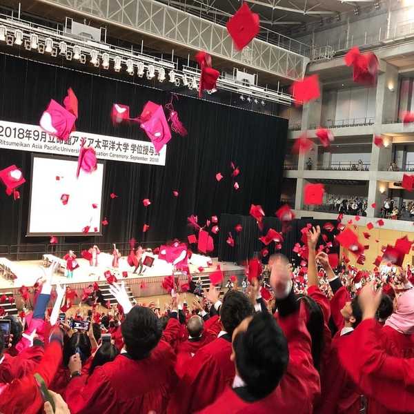 scontent-iad3-1.cdninstagram.com