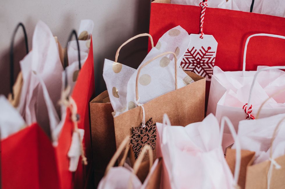 50 Gifts And 23 Stores To Shop For Your Ultimate Black Friday Gift Guide