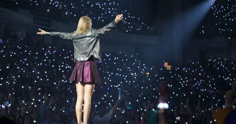 Taylor Swift performs in concert