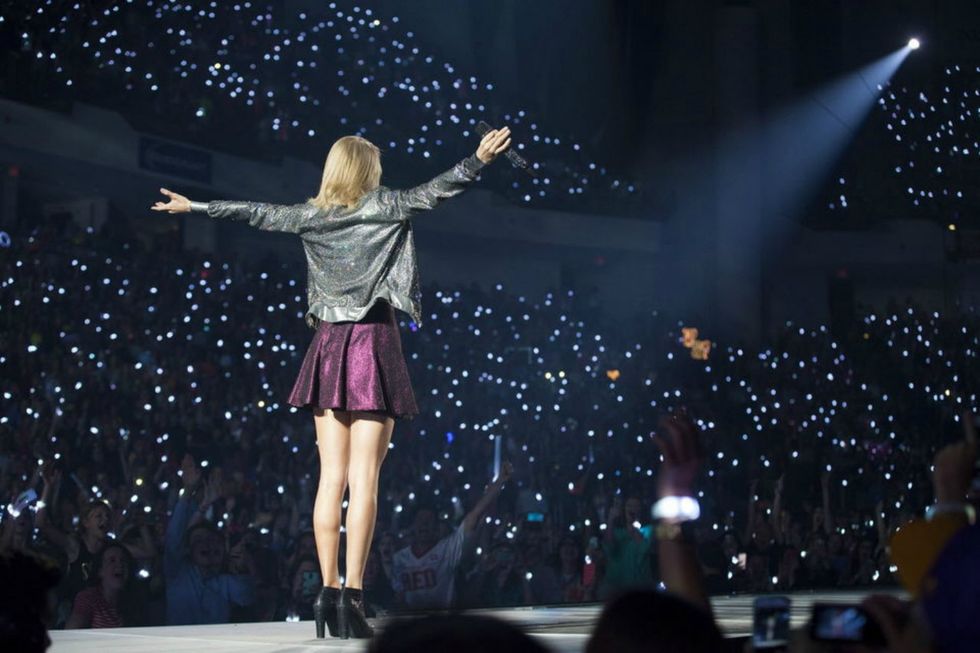 Taylor Swift performs various albums in concert