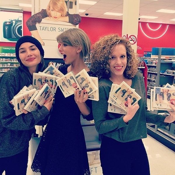 taylor swift with 1989 album