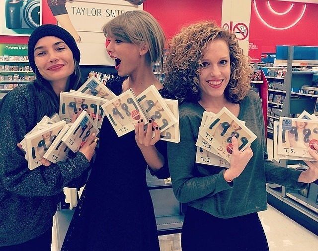 taylor swift with 1989 album