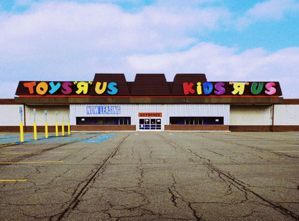 Why Have the 90s Come Back?