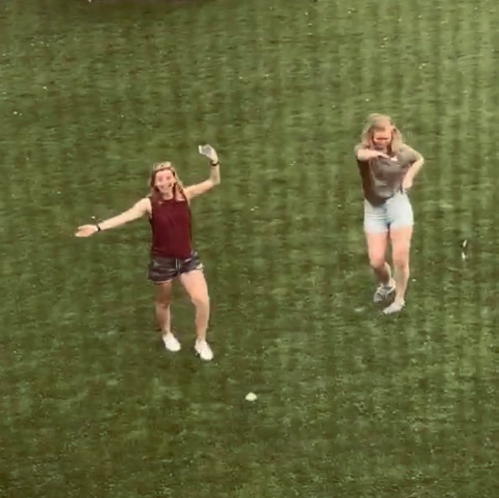 To Those Dealing With Extreme Stress From Loss Right Now, It's OK Not To Be OK