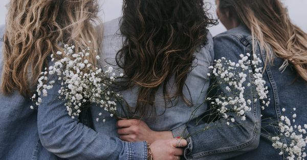 <a style="background-color:black;color:white;text-decoration:none;padding:4px 6px;font-family:-apple-system, BlinkMacSystemFont, "San Francisco", "Helvetica Neue", Helvetica, Ubuntu, Roboto, Noto, "Segoe UI", Arial, sans-serif;font-size:12px;font-weight:bold;line-height:1.2;display:inline-block;border-radius:3px" href="https://unsplash.com/@beccatapert?utm_medium=referral&utm_campaign=photographer-credit&utm_content=creditBadge" target="_blank" rel="noopener noreferrer" title="Download free do whatever you want high-resolution photos from Becca Tapert"><span style="display:inline-block;padding:2px 3px"><svg xmlns="http://www.w3.org/2000/svg" style="height:12px;width:auto;position:relative;vertical-align:middle;top:-1px;fill:white" viewBox="0 0 32 32"><title>unsplash-logo</title><path d="M20.8 18.1c0 2.7-2.2 4.8-4.8 4.8s-4.8-2.1-4.8-4.8c0-2.7 2.2-4.8 4.8-4.8 2.7.1 4.8 2.2 4.8 4.8zm11.2-7.4v14.9c0 2.3-1.9 4.3-4.3 4.3h-23.4c-2.4 0-4.3-1.9-4.3-4.3v-15c0-2.3 1.9-4.3 4.3-4.3h3.7l.8-2.3c.4-1.1 1.7-2 2.9-2h8.6c1.2 0 2.5.9 2.9 2l.8 2.4h3.7c2.4 0 4.3 1.9 4.3 4.3zm-8.6 7.5c0-4.1-3.3-7.5-7.5-7.5-4.1 0-7.5 3.4-7.5 7.5s3.3 7.5 7.5 7.5c4.2-.1 7.5-3.4 7.5-7.5z"></path></svg></span><span style="display:inline-block;padding:2px 3px">Becca Tapert</span></a>