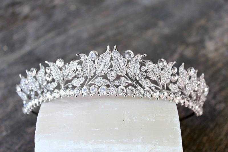 Tiara Design Custom 5 Reasons Why You Need A Custom Crown or Tiara | The Odyssey Online