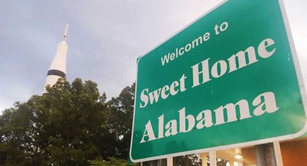 welcome to alabama state sign